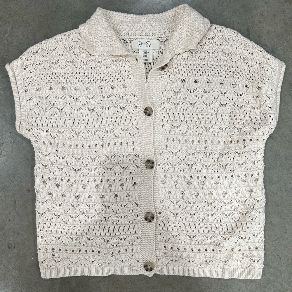 Jessica Simpson crochet top